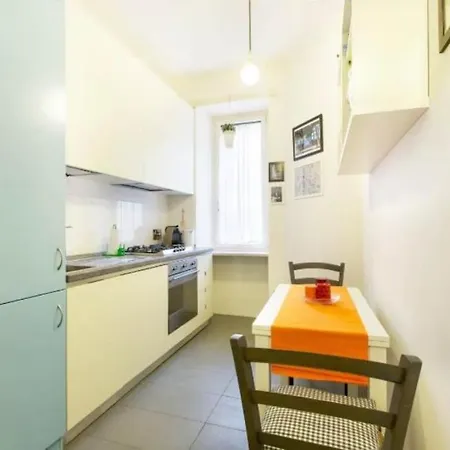 Postcard From ⭑⭑⭑⭑⭑ Metro B アパート *