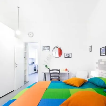 アパート Postcard From ⭑⭑⭑⭑⭑ Metro B